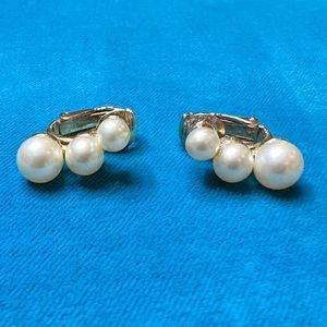 Vintage Hobe Gold and Pearl Earrings